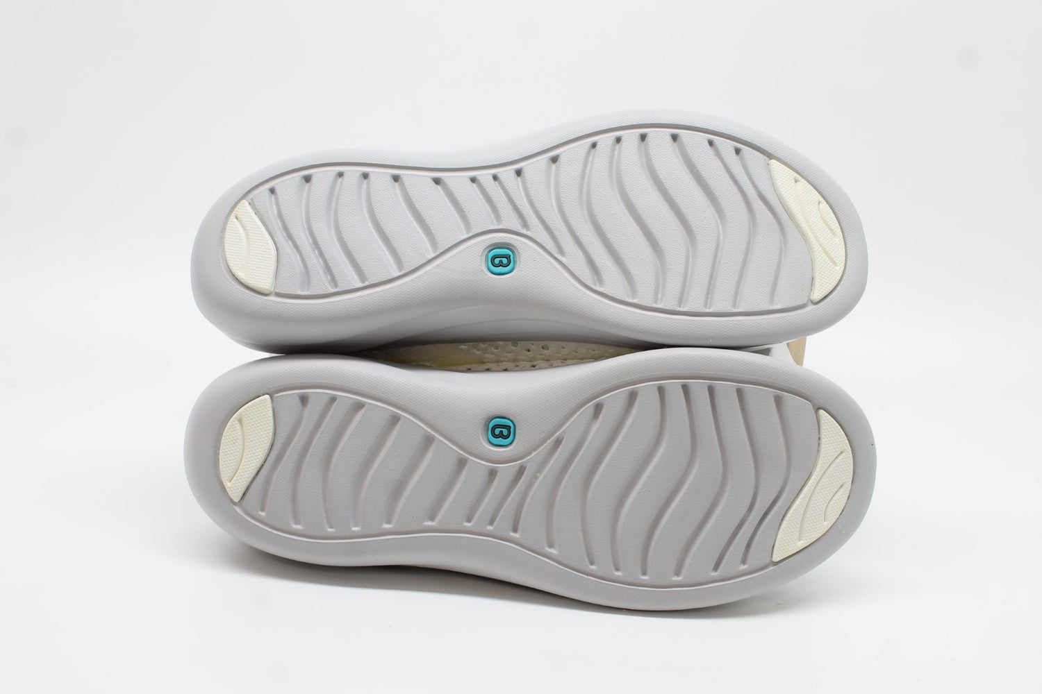 Bzees Charlie Women's Slip On Loafers Floor Sample
