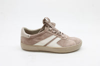 Naturalizer Women's Medina Sneaker Floor Sample