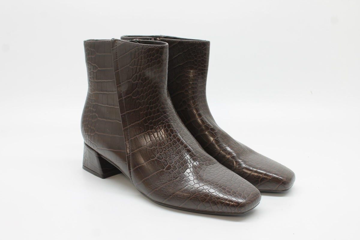 Chocolate Croco