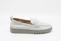 Vionic Women's Chantel Loafers Floor Sample