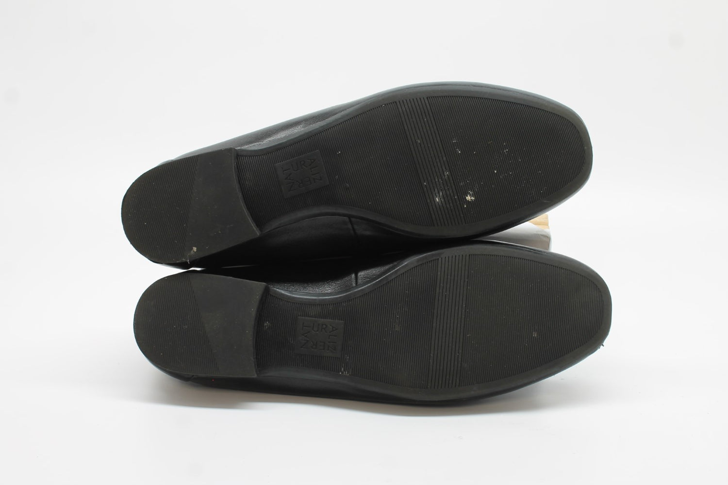 Naturalizer Women's Kamryn Loafer Flats Floor Sample