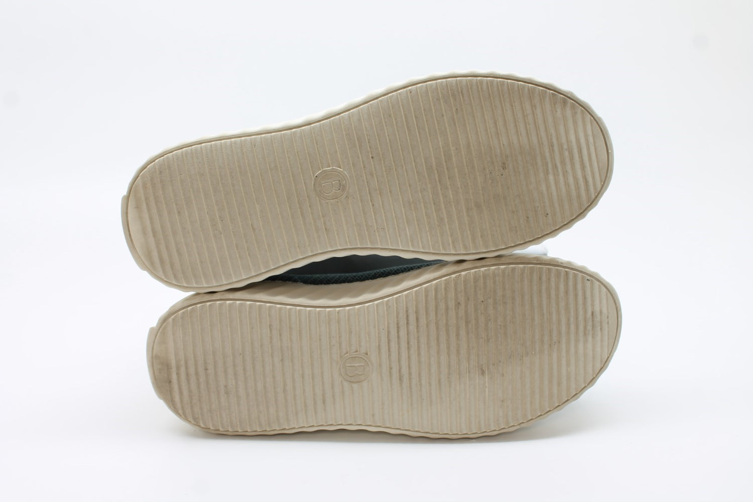 Bzees Women's Wednesday Modern Slip-On Sneakers Floor Sample