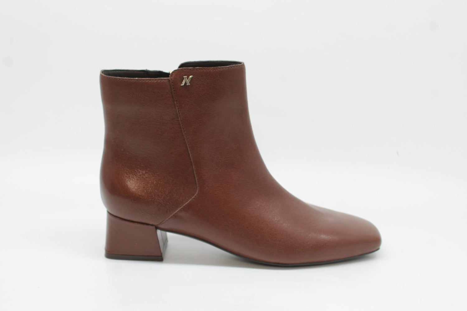 Naturalizer Women's Jada Ankle Boots Floor Sample