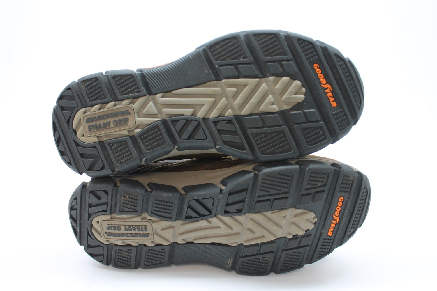 Skechers Men's Slip-Ins Respected Elgin Moc Toe Floor Sample