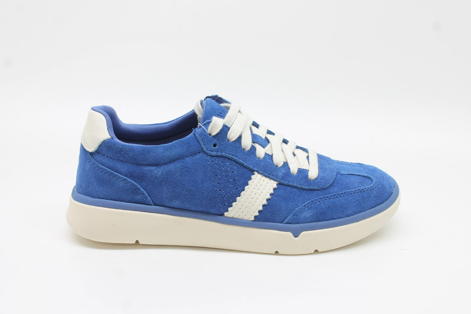Vionic Women's City Walk Sneakers Floor Sample