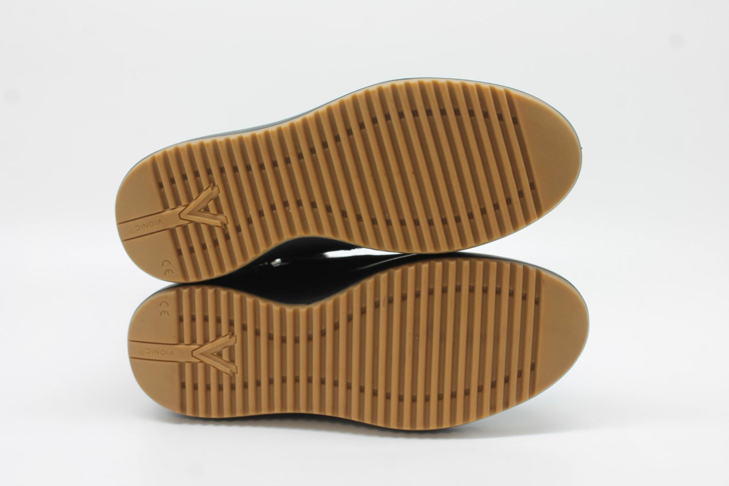 Vionic Women's Olympia Boots Floor Sample
