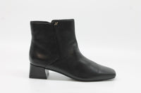 Naturalizer Women's Jada Ankle Boots Floor Sample