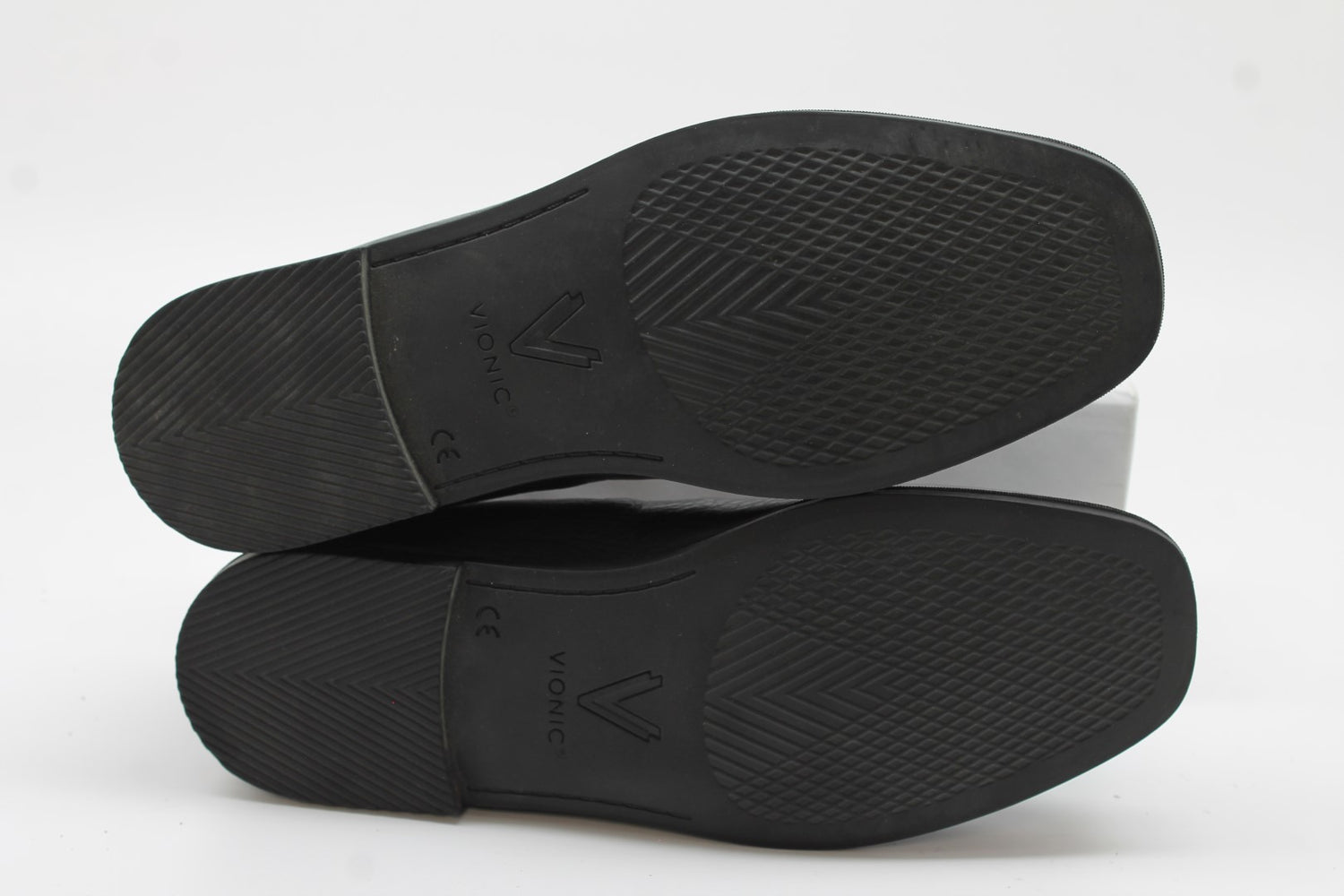 Vionic Women's Caroll 2.0 Ballet Flats Floor Sample