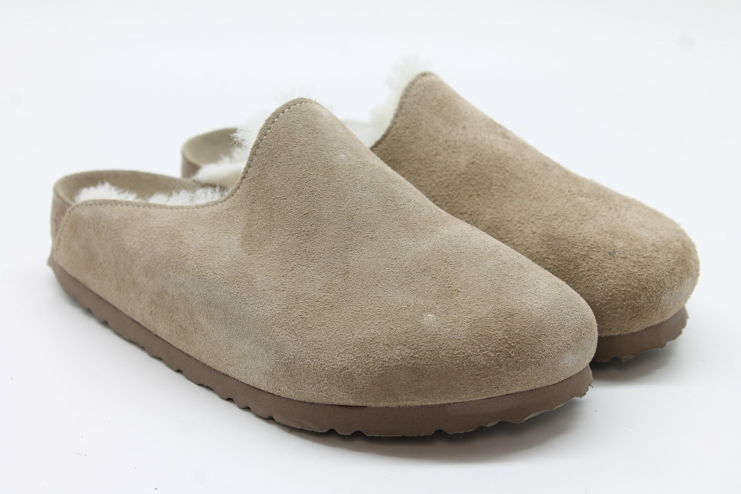 Taupe