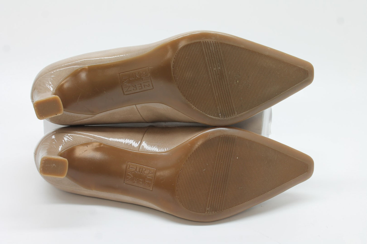 Naturalizer Tylan Women's Pump Floor Sample