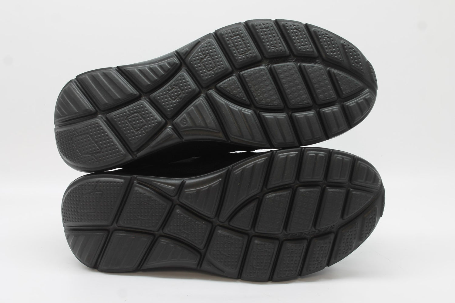 Skechers Men's Equalizer 5.0 Drayze Slip In Sneakers Floor Sample