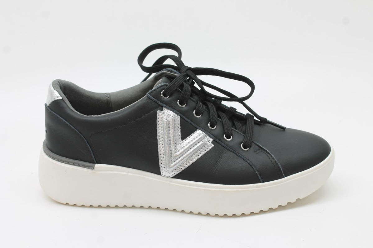 Vionic Women's Kearny Lace 2.0 Platform Sneakers Floor Sample