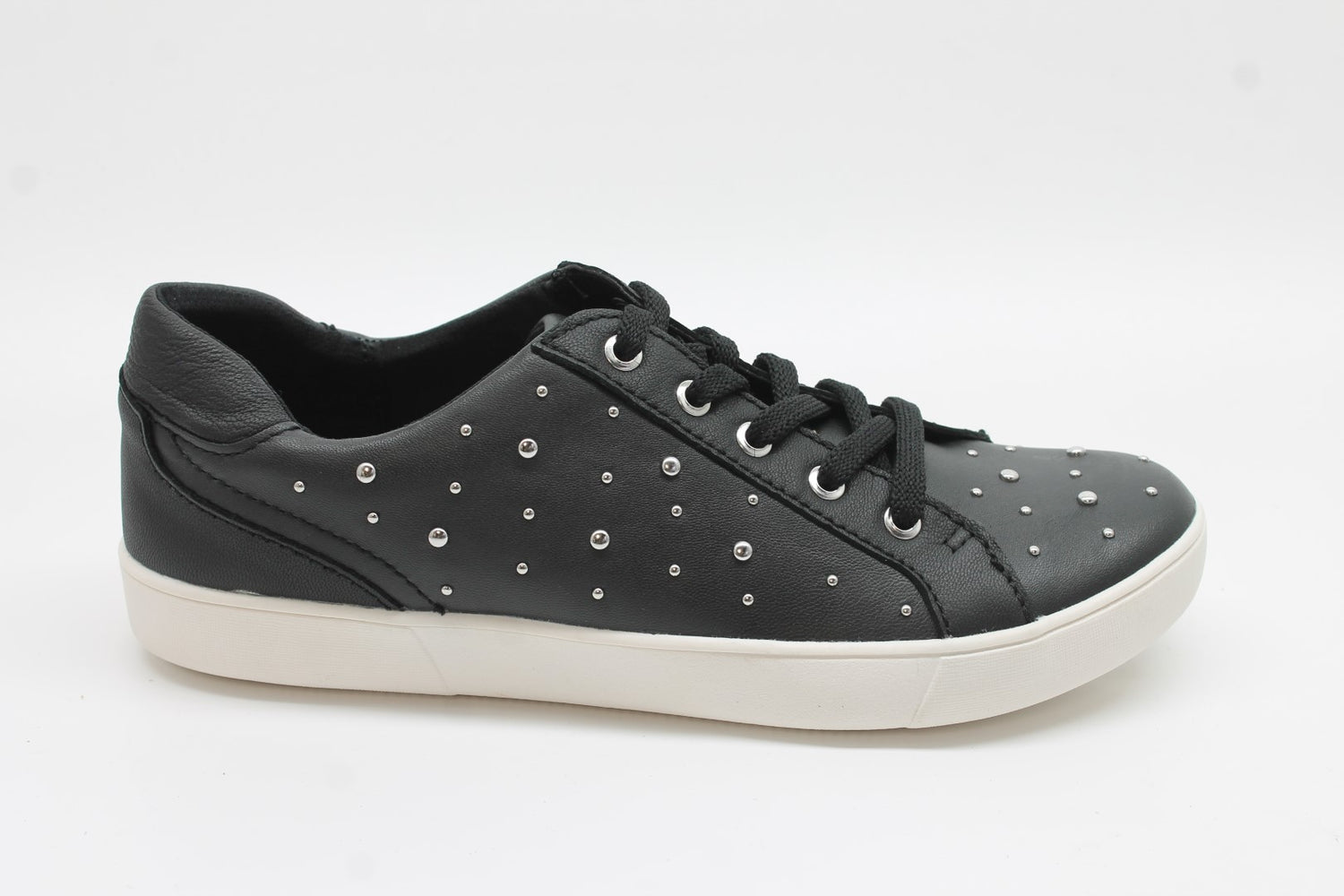 Naturalizer Morrison-Stud 2 Women's Sneakers Floor Sample