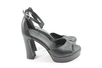 Naturalizer Delphie Women's Dress Sandals Floor Sample