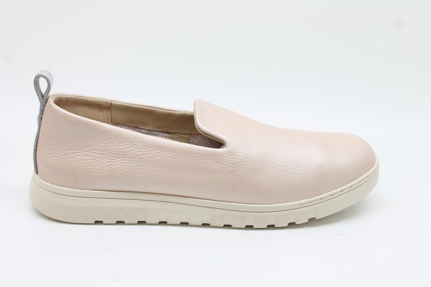 Vionic Women's Uptown Willa Slip On Loafers Floor Sample