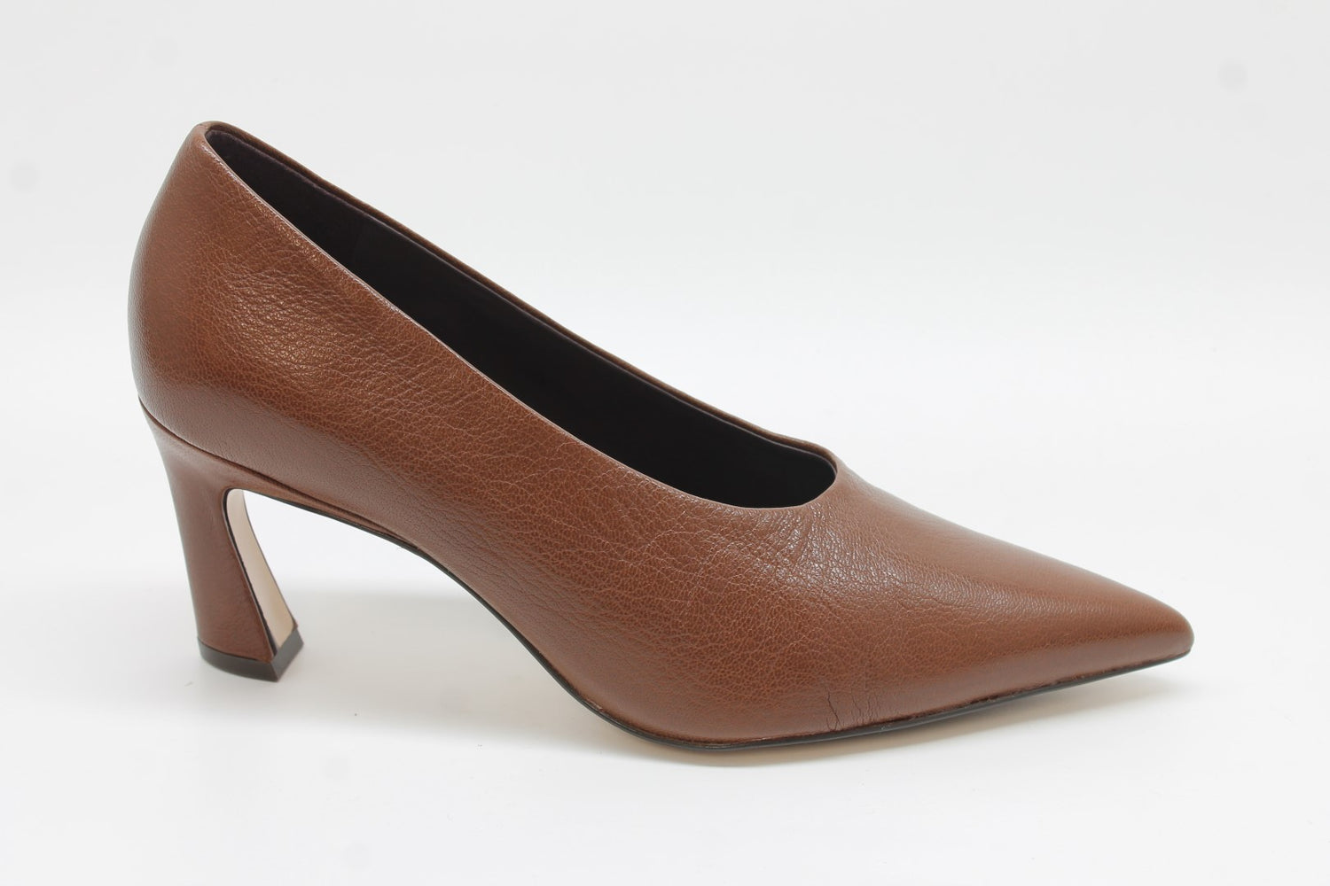 27 EDIT Naturalizer Women's Emery Pointed Toe Pumps Floor Sample