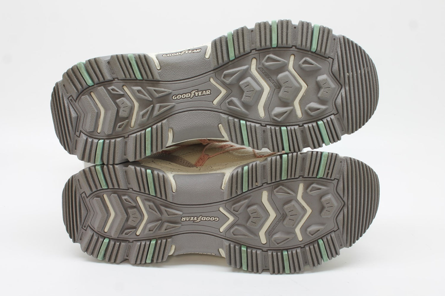 Skechers Women's D'Lites Hiker Hillock Sneakers Floor Sample