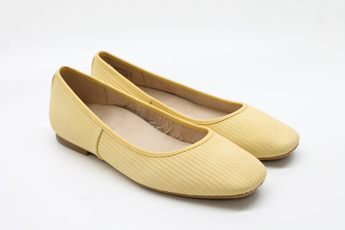Cornsilk Yellow
