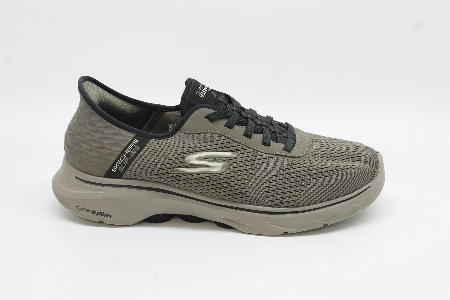 Skechers Men's Go Walk 7 Free Hand 2 Sneakers Floor Sample
