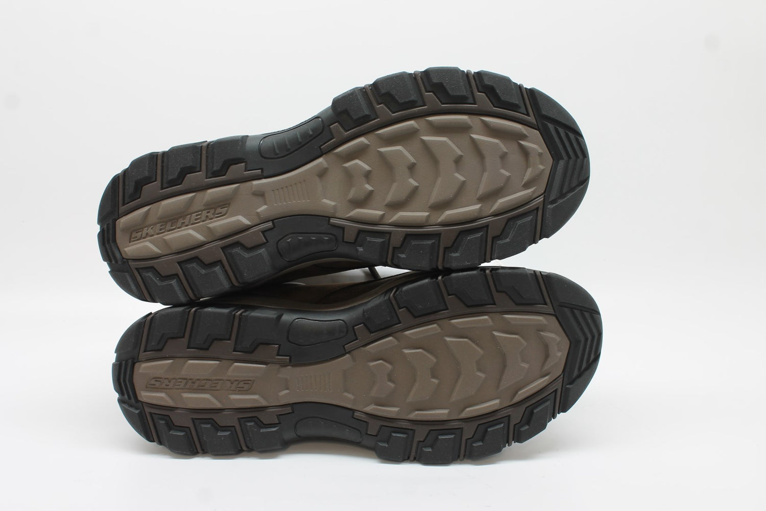 Skechers Men's Relaxed Fit Knowlson Leland Sneakers Floor Sample