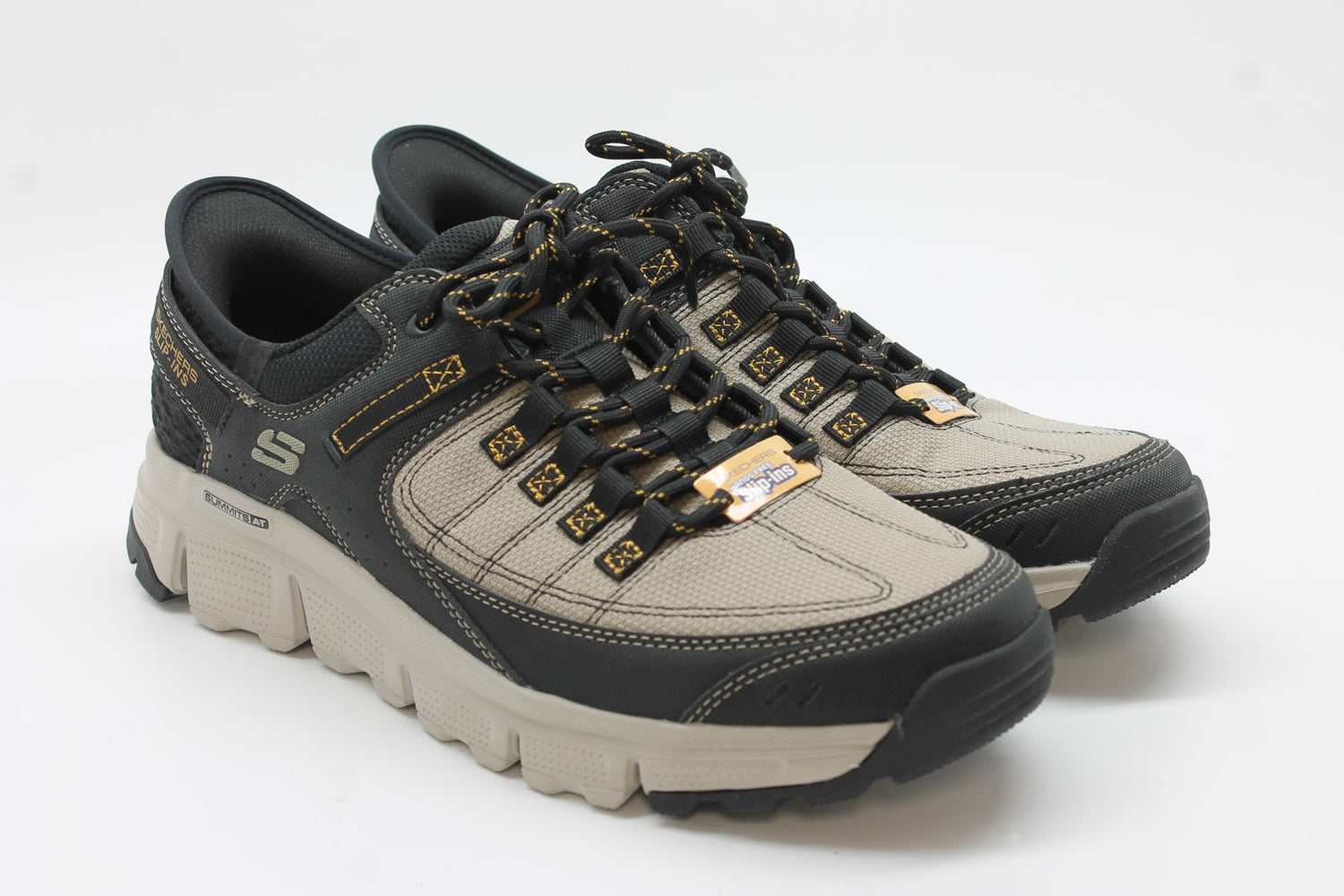 Taupe/Black