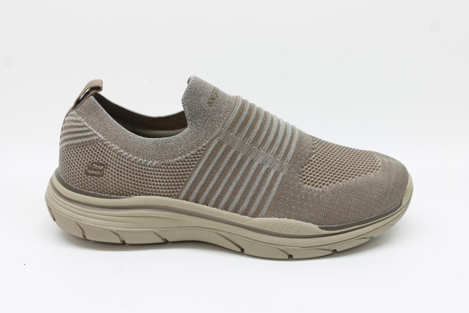 Skechers Men's Relaxed Fit Expected 2.0 Hersch Slip On Sneaker Floor Sample