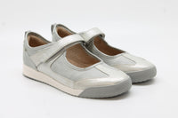 Grey/Silver