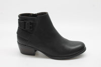B.O.C. Women's Lydia Ankle Boots Floor Sample